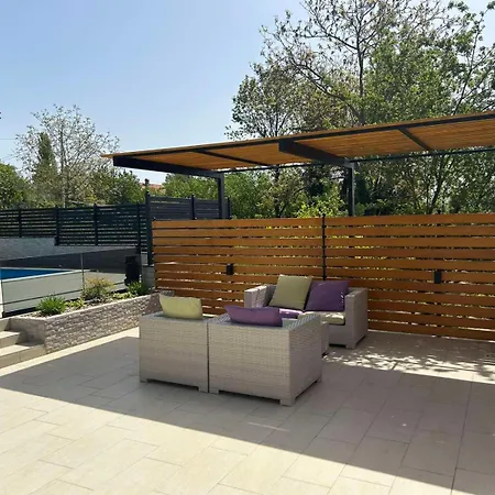 Holiday home Kalina *
