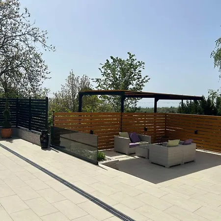 Holiday home Kalina Irig